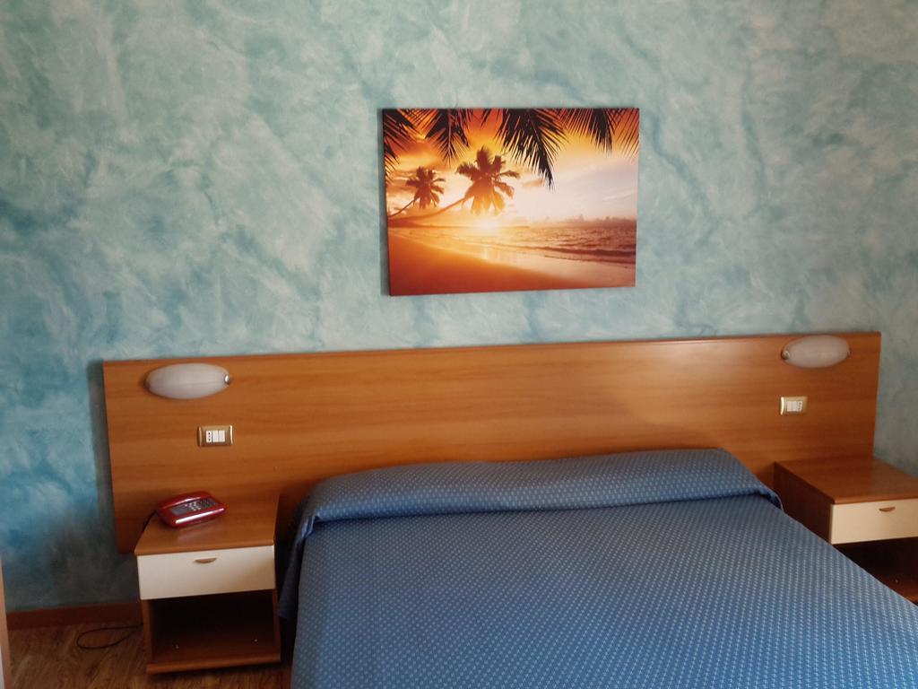 Hotel 2000 Fabriano Dış mekan fotoğraf