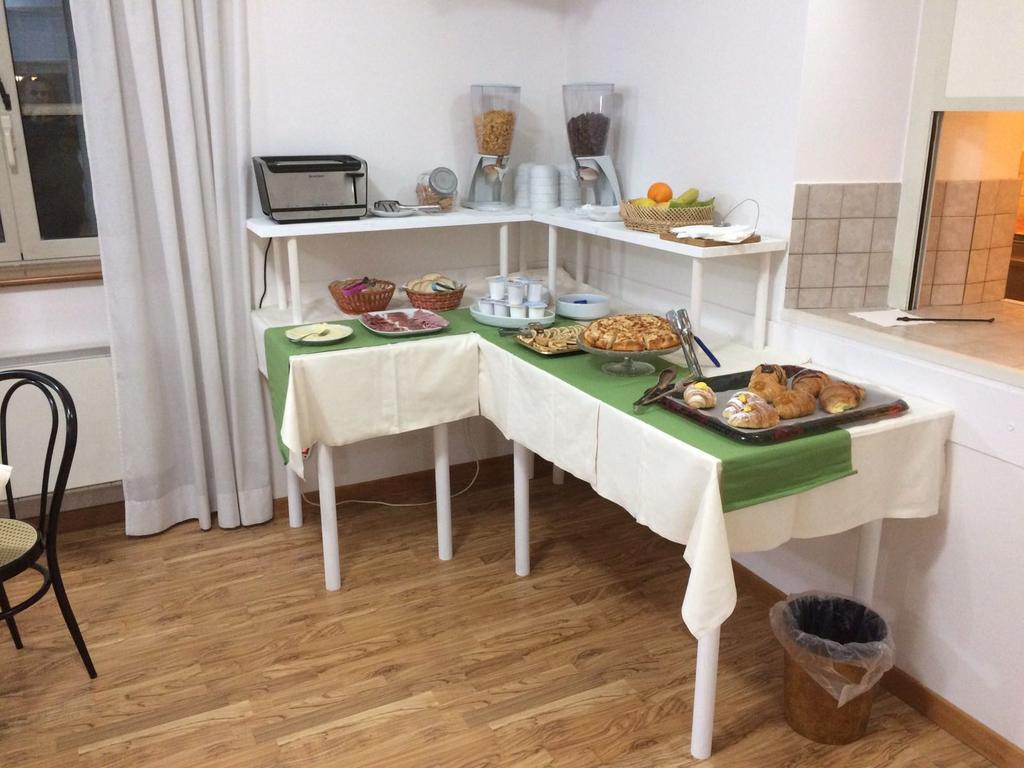 Hotel 2000 Fabriano Dış mekan fotoğraf
